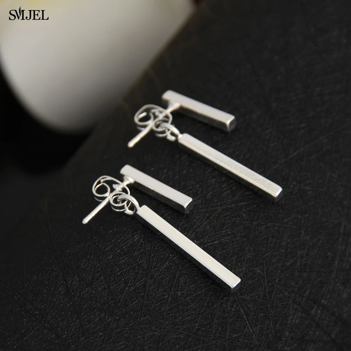 Semijoias estilo gota T, peça exclusiva aço inox banho em ouro 18k, estilo modern 2024